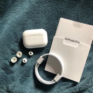 Apple AirPod pros